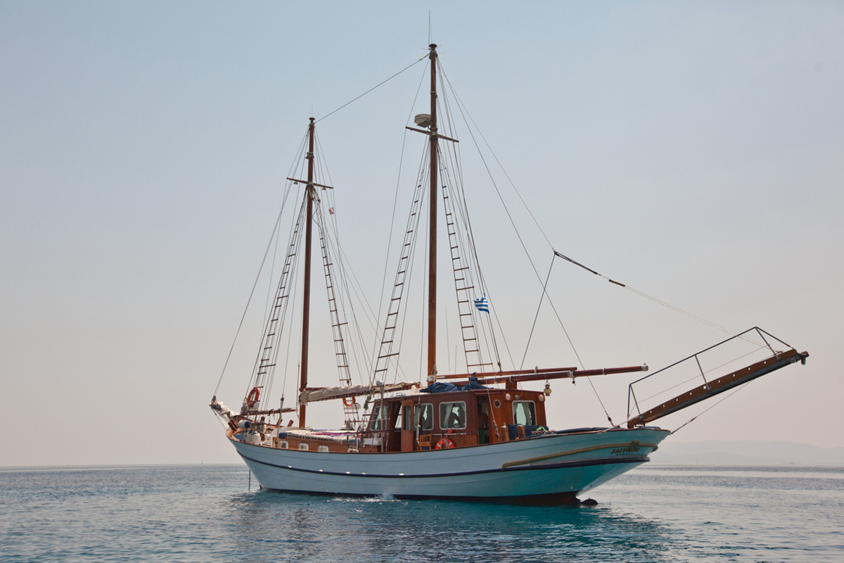 Paros All-day Cruise with a Traditional Boat (12)