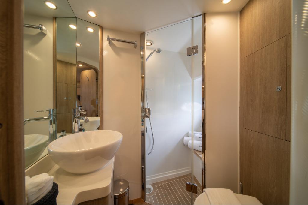 19_Princess62_Ensuite_facilities-2